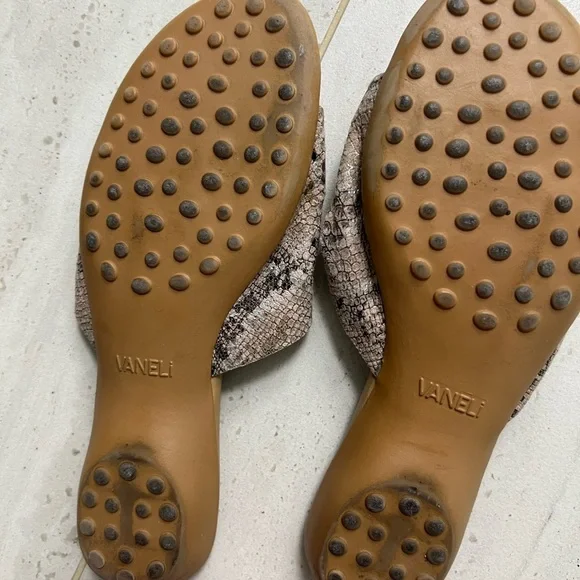 Vaneli Sandals - Picture 3 of 3